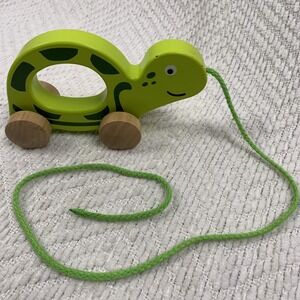 Hape Walk Along-Pull Along Wooden Turtle Toy Rare‎ HTF
